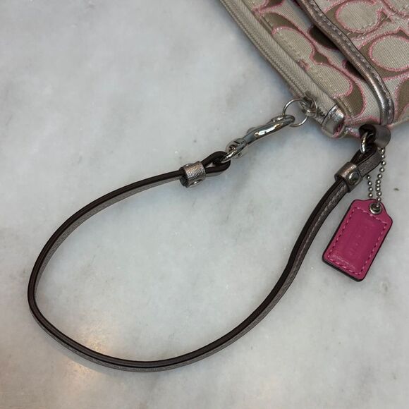 Coach Wristlet Wallet Y2K Jacquard Signature Lurex Logo Oversized Clutch - Picture 13 of 15